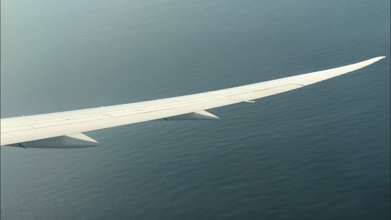 Air Canada Flight 5 Boeing 787-9 landing in Tokyo Narita International Airport