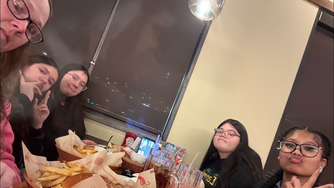 Valentine’s Day Vlog