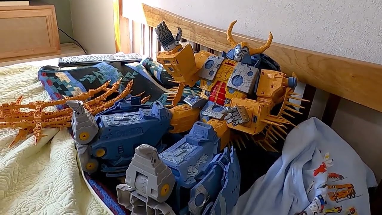Transformers G1 Collection MIB April 2022