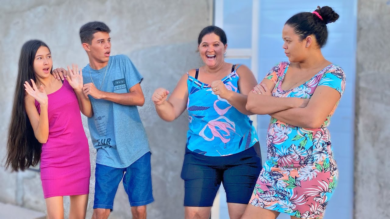 TRAIÇÃO NA PRACINHA!