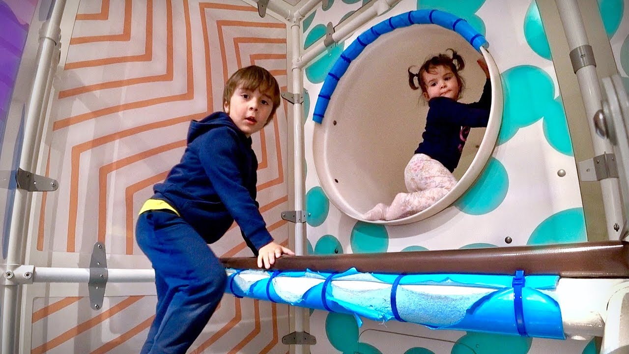 MARCOS E LAURA NO PARQUINHO INFANTIL INDOOR PLAYGROUND FOR KIDS - Familia Brancoala