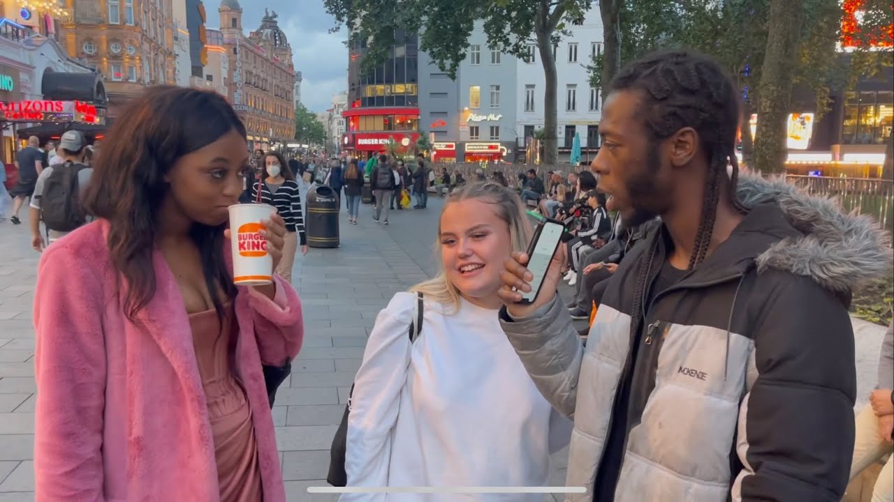 How to Pick up Girls in London | Leicester Square