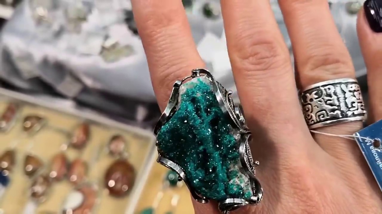 Авторские украшения из серебра с натуральными камнями. Обзор ювелирной выставки