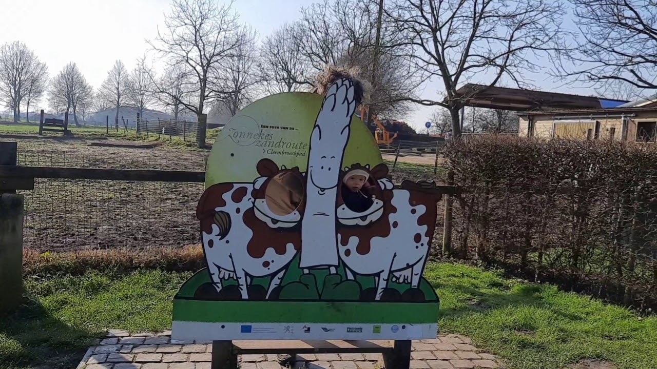 Детская ферма (Kinderboerderij) Barelhoeve в Bornem