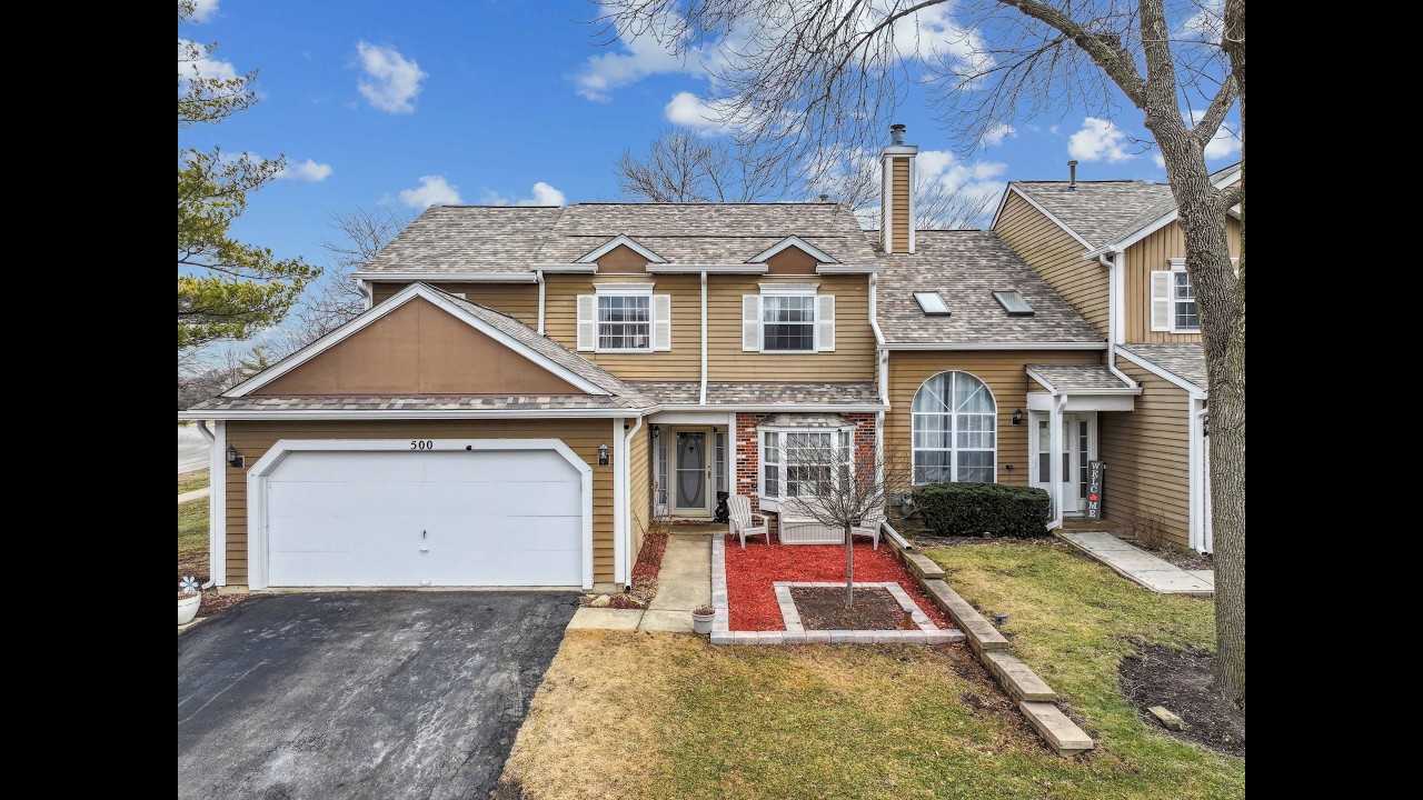 500 Ascot Ln Streamwood, IL 60107