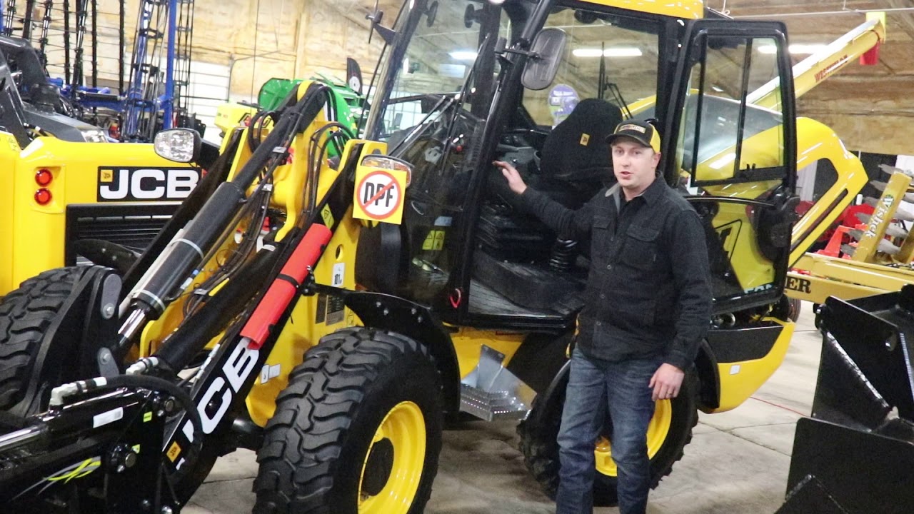 407 compact wheel loader 1