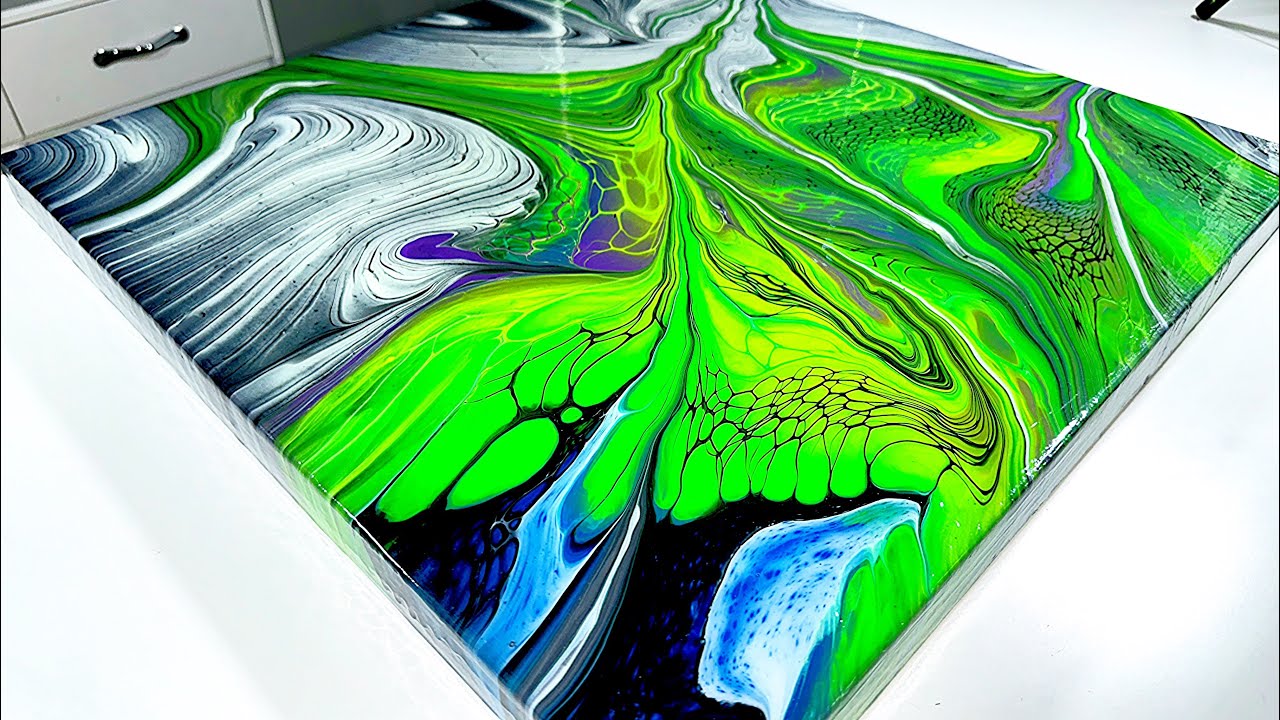 Must Watch! Fluid Art Swipe Technique with Marble Wreck