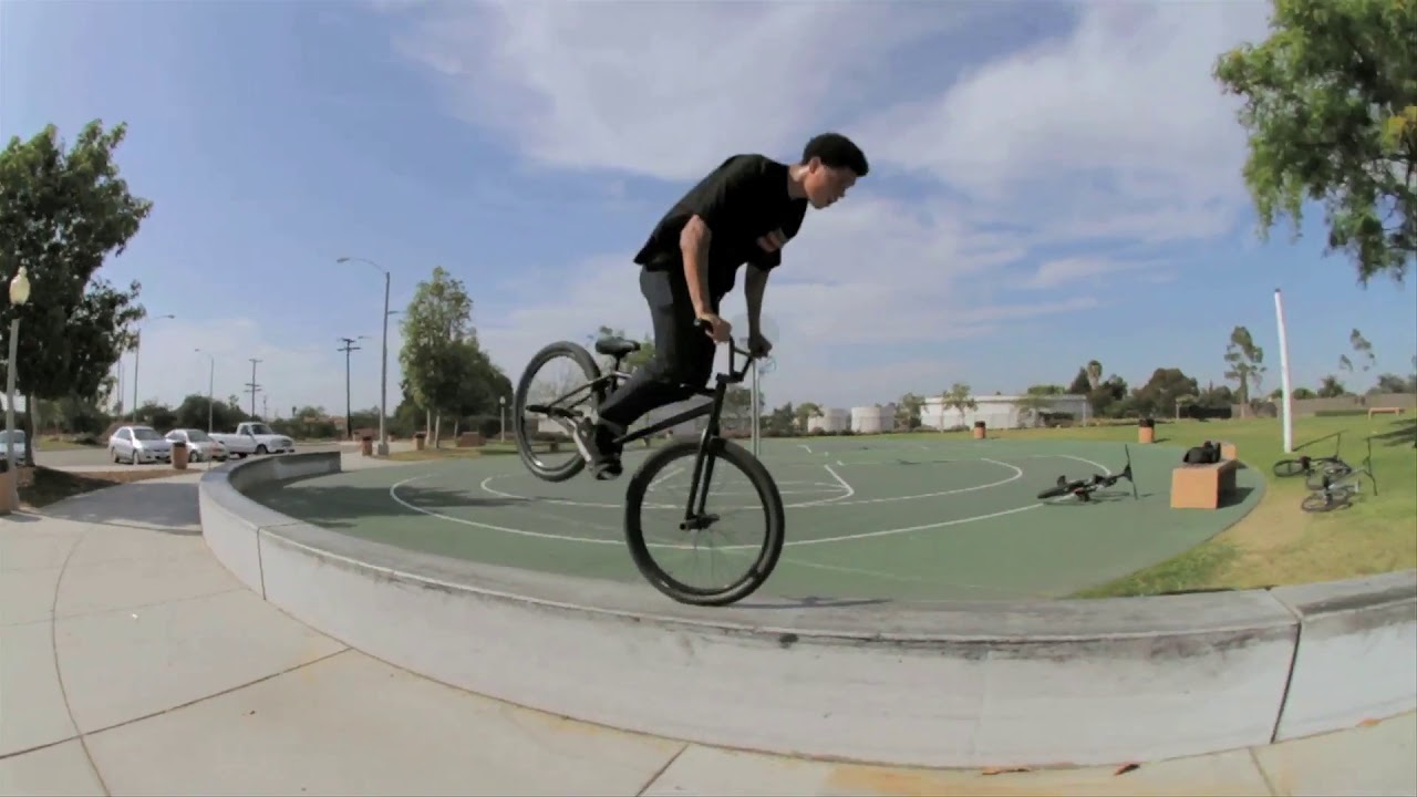Bombtrack - Elliott Milner | 2014