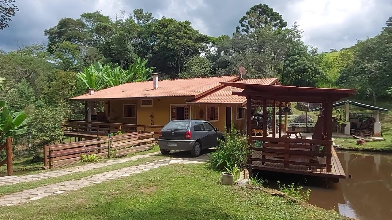 LINDA CHÁCARA A VENDA 2.750m² PORTEIRA FECHADA tranquilidade total, lago, nascente SAPUCAÍ-MIRIM/MG