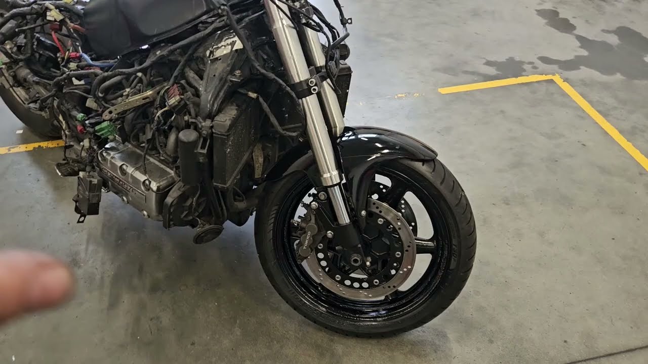Honda Goldwing GL 1500 custom naked Upside Down part 4