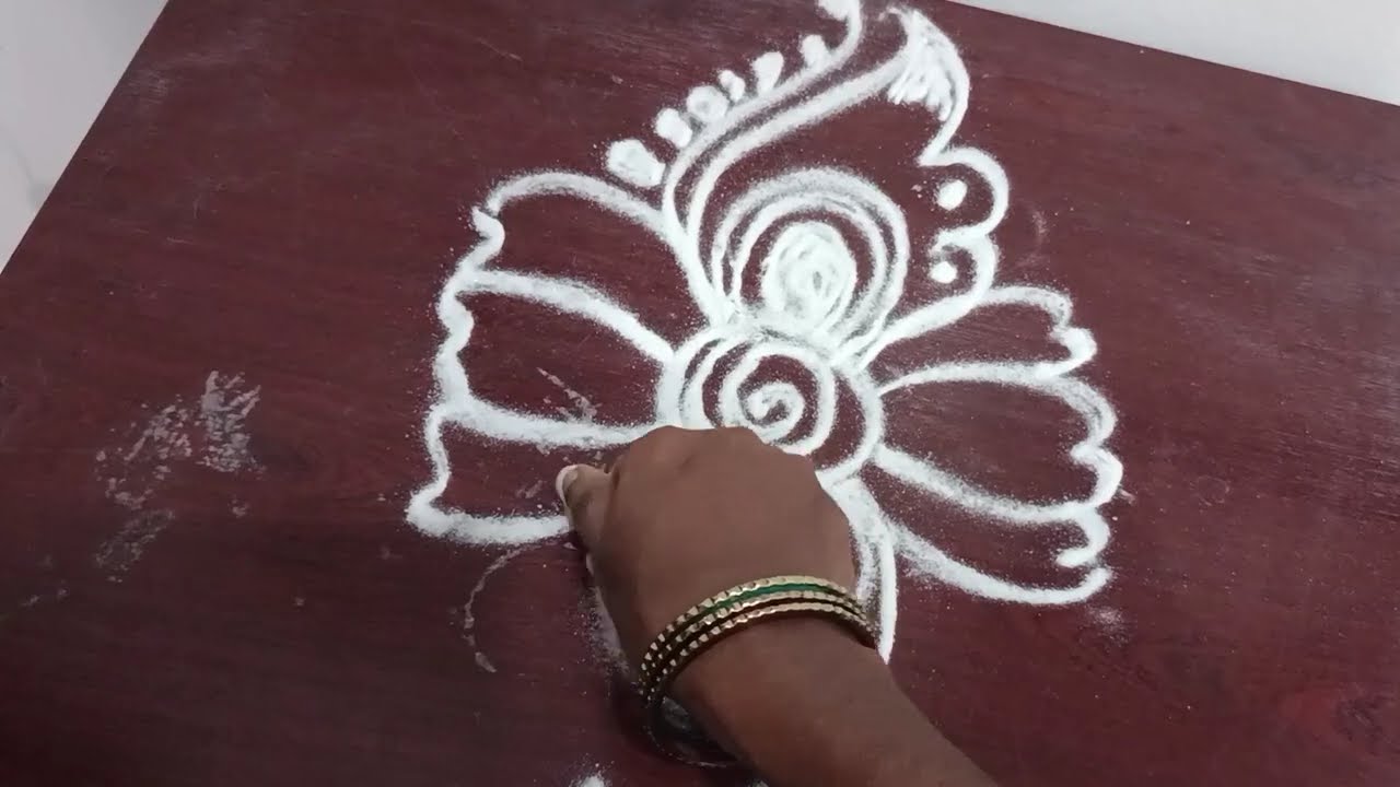 #daily rangoli#mini rangoli muggulu#mini Jhoti designs #alpanaart simple #chowkpurna