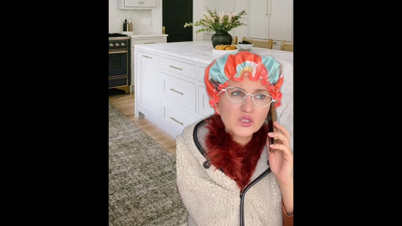Babcia i ważny telefon.