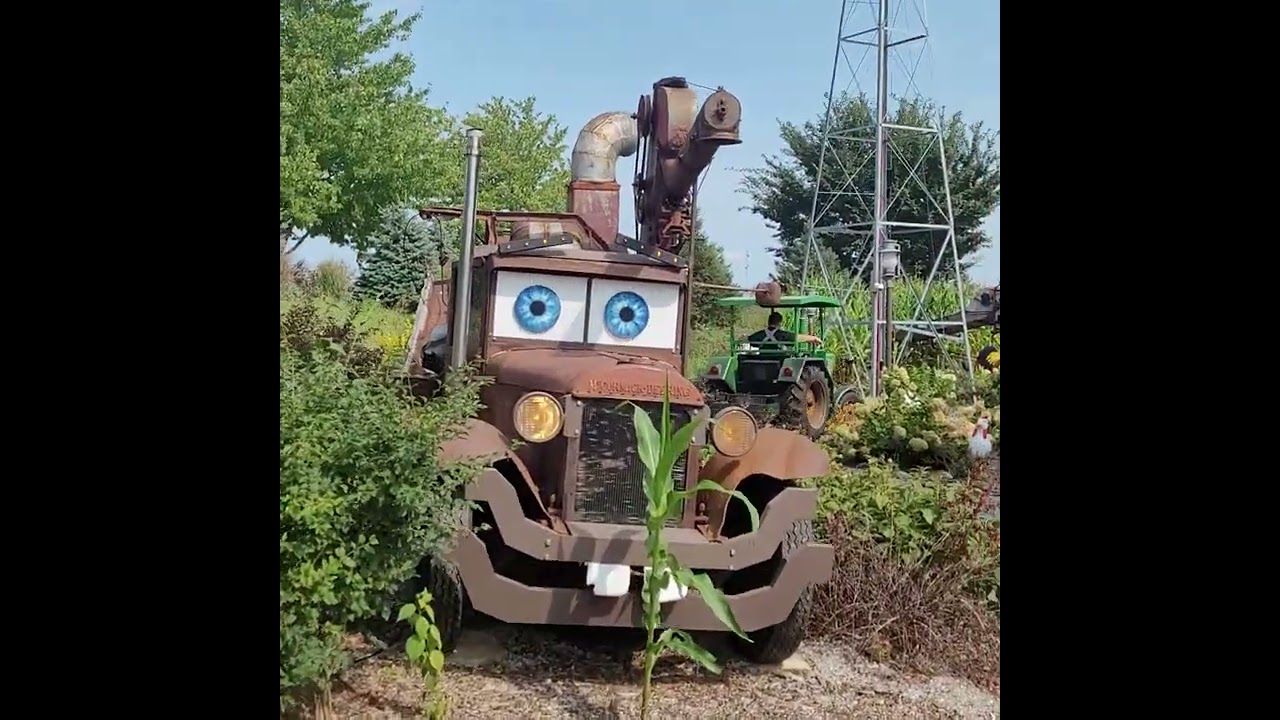 Tractor town at bengstons fall 2022