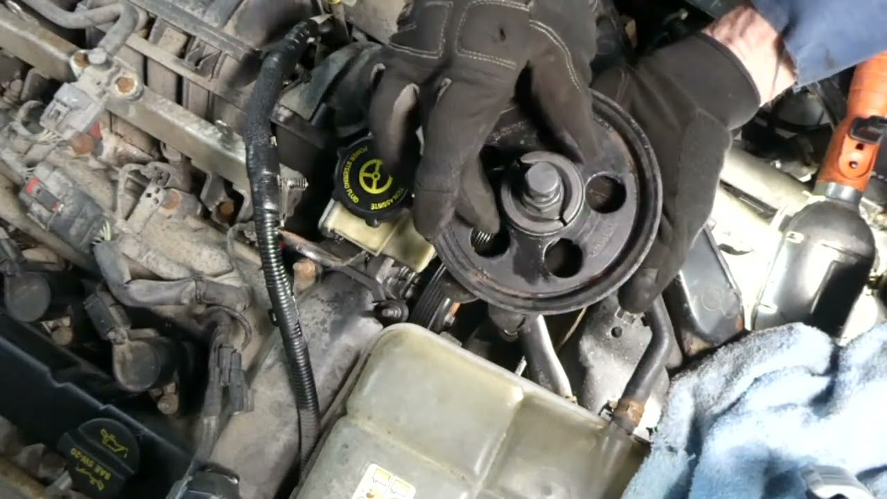 Замена насоса гидроусилителя руля Ford Focus, часть 1