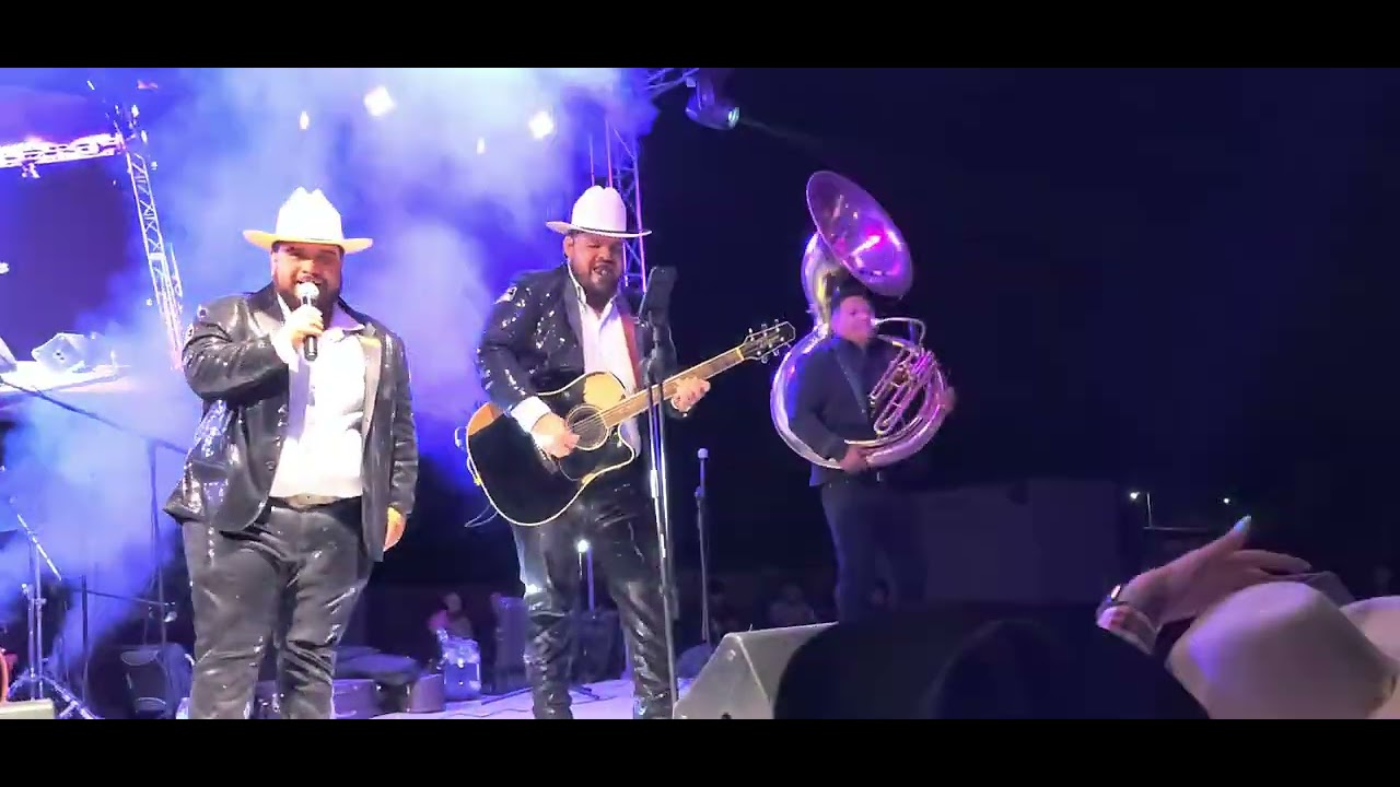 Los Herederos En Vivo  