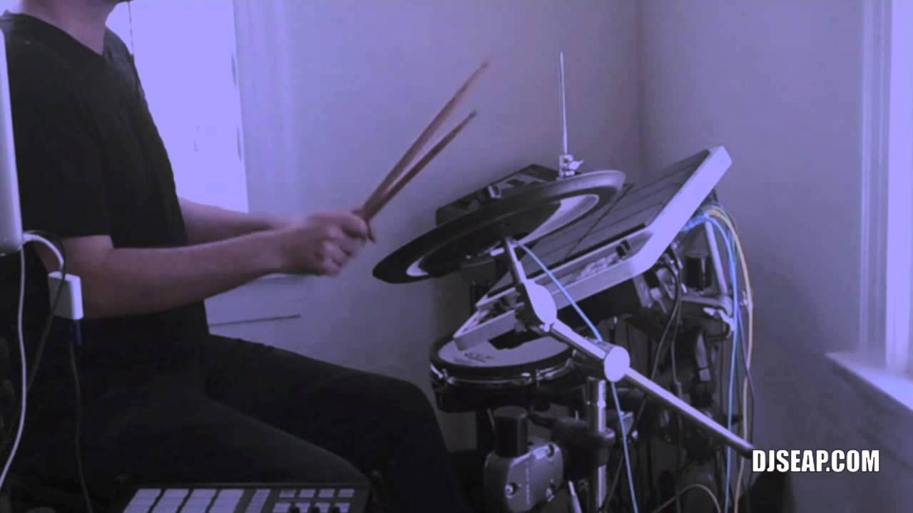 Ableton Live 9 + Maschine + Octapad SPD 30 - Drumstep Live Trigger Drumming - Nigel Sifantus