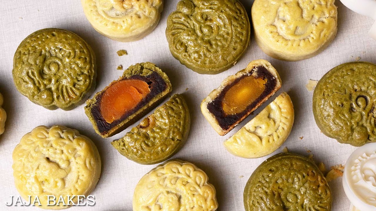 Vanilla & Matcha Cookie Crust Mooncakes With Red Bean Filling and Salted Egg Yolks | Jaja Bakes