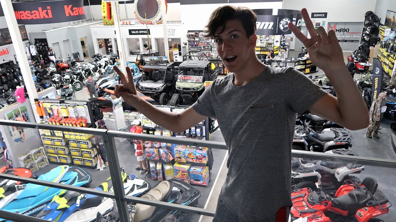 WORLD'S GREATEST TOY STORE!!