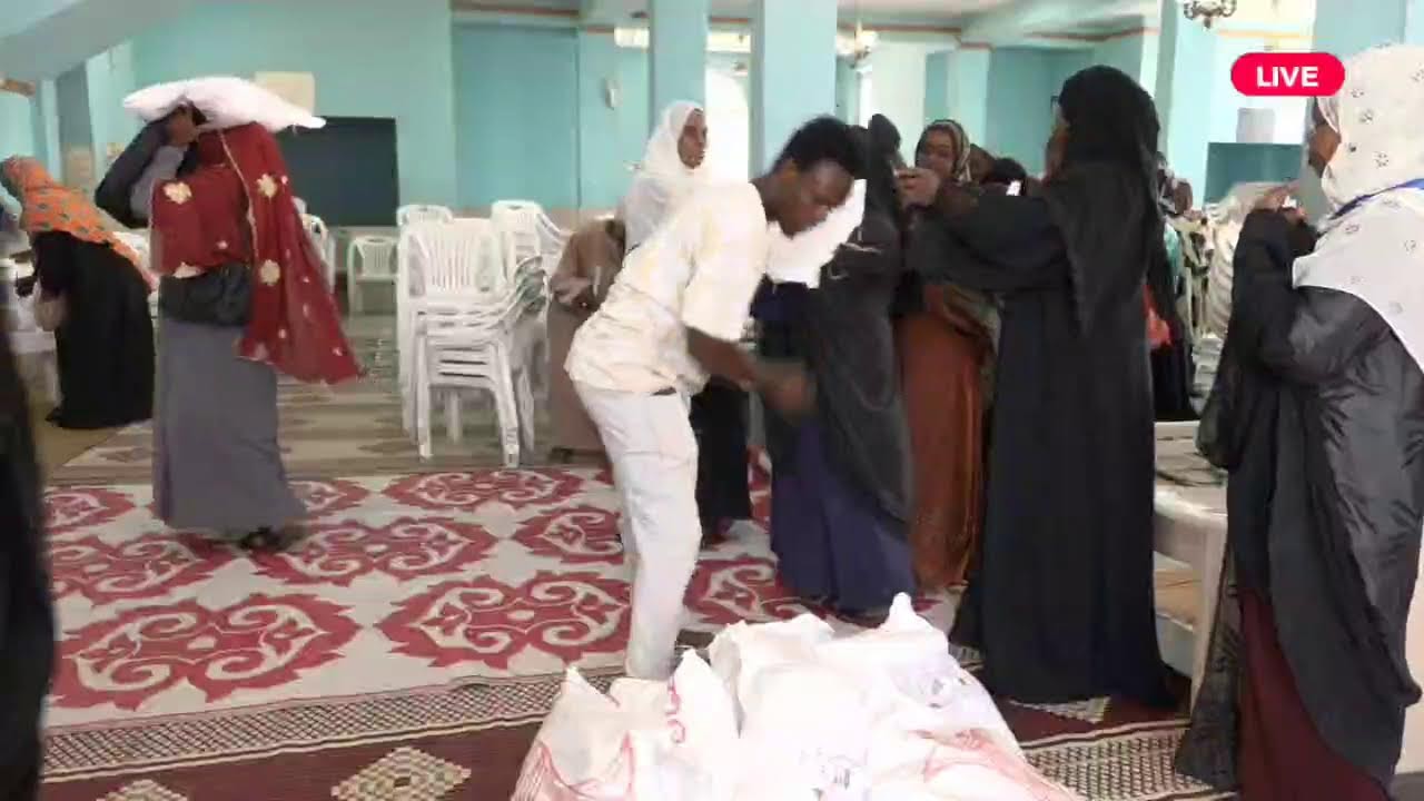 LIVE:-TAASISI YA NURU FOUNDATION YA MAMA ZAYNAB YAGAWA WA SADAQA KWA MAYATIMA