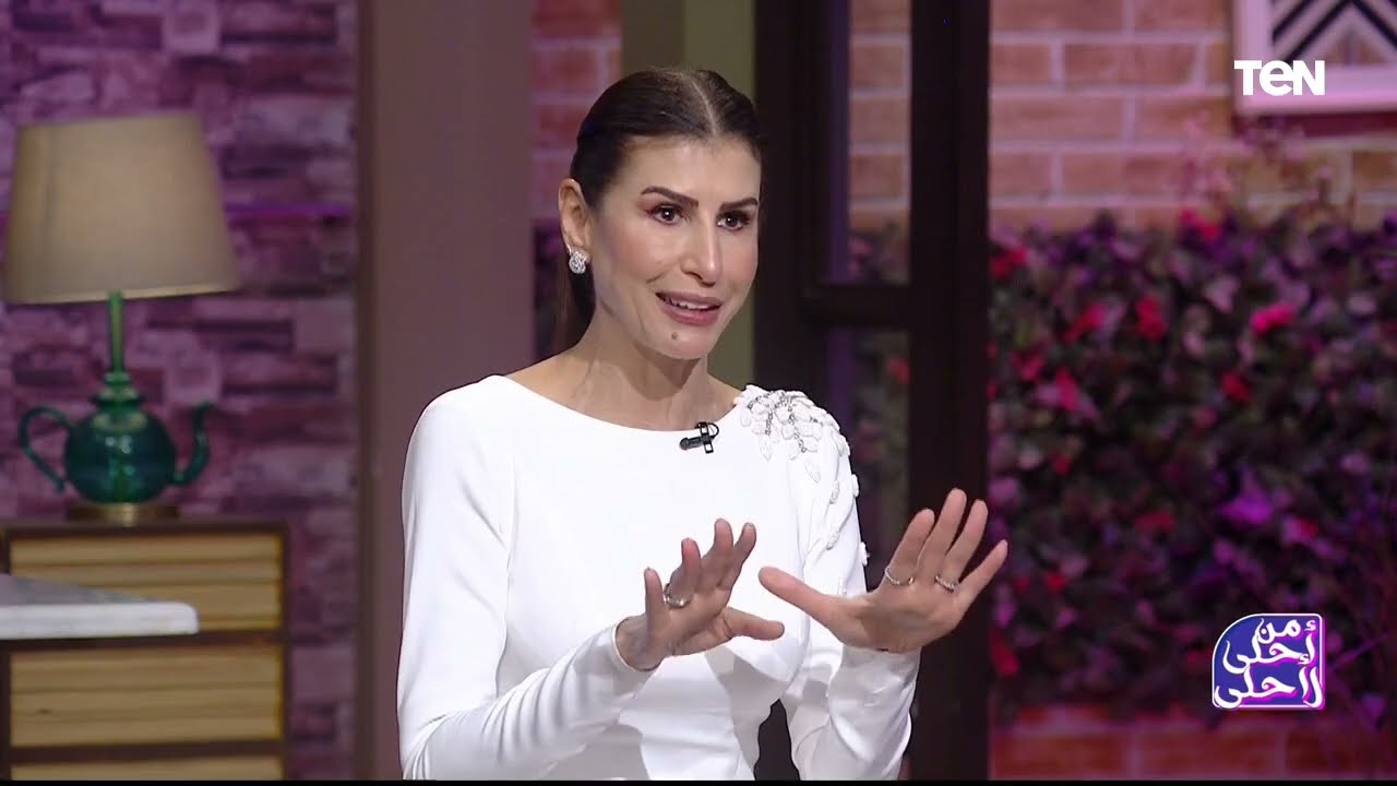 تعرفي على أحدث صيحات الموضة مع مصمم الأزياء محمد اسماعيل