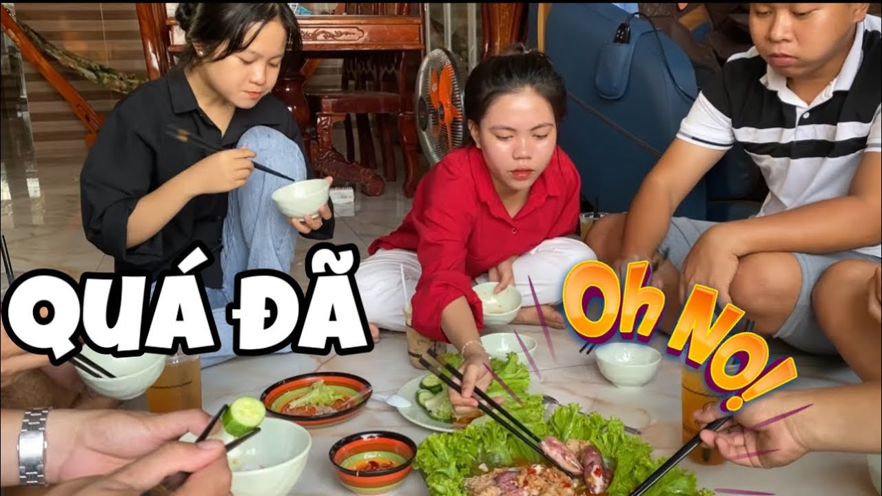 Cay Nóng Mỏ Với Món Mực Nhồi Nấm Kim Châm Sốt Thái