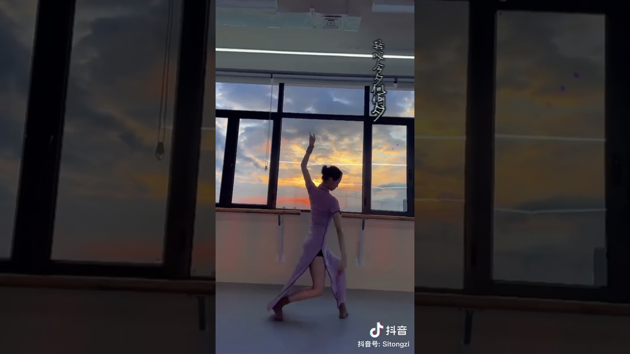 【思彤彤子-声声慢】- Thanh Thanh Mạn M&uacute;a - Tư Đồng l&atilde;o sư #中国古典舞蹈 #思彤彤子