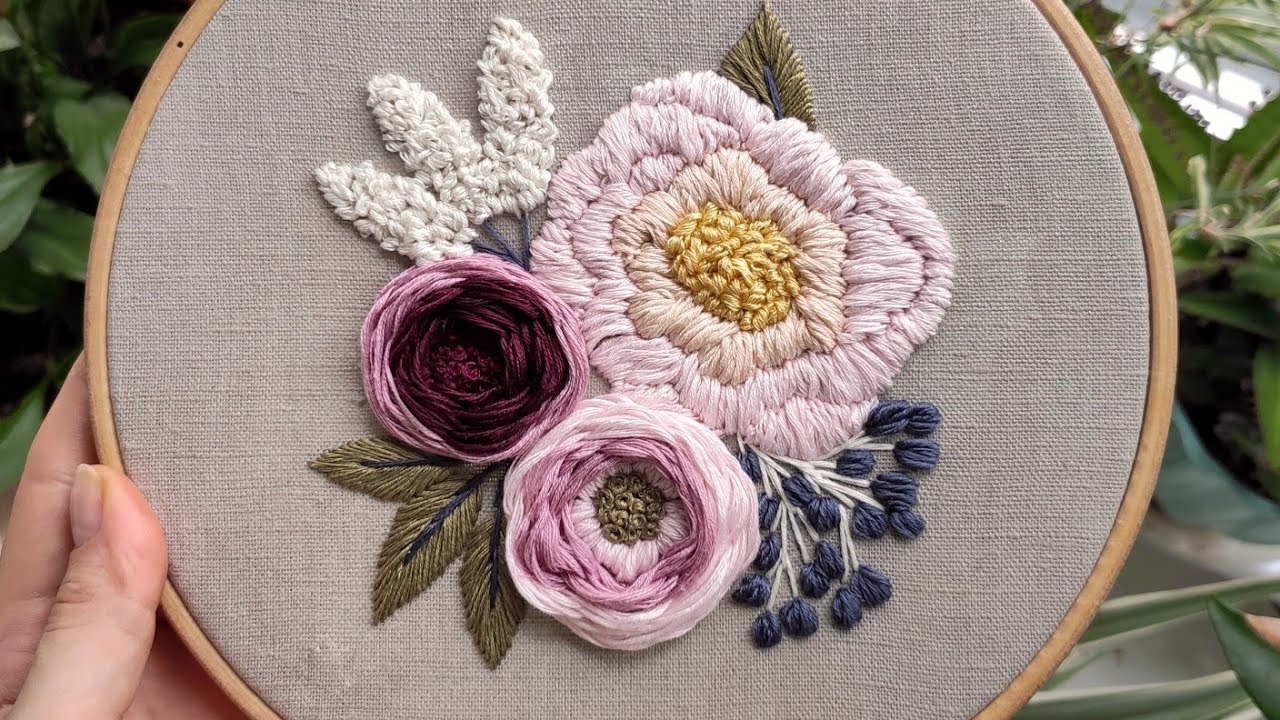 Raspberry jam. Embroidery for beginners