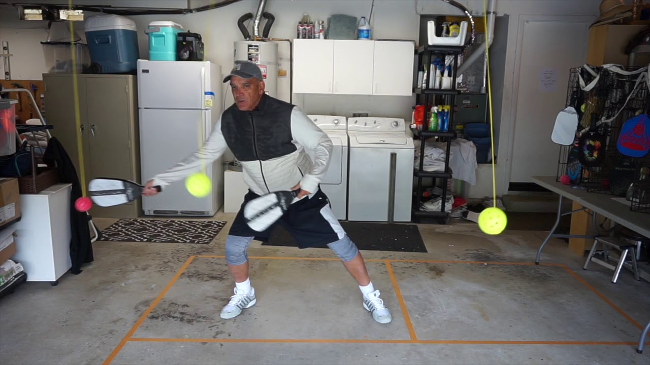 DO-IT-YOURSELF PICKLEBALL STATION PART 2 with Miguel Enciso (3 balls are better than 2)