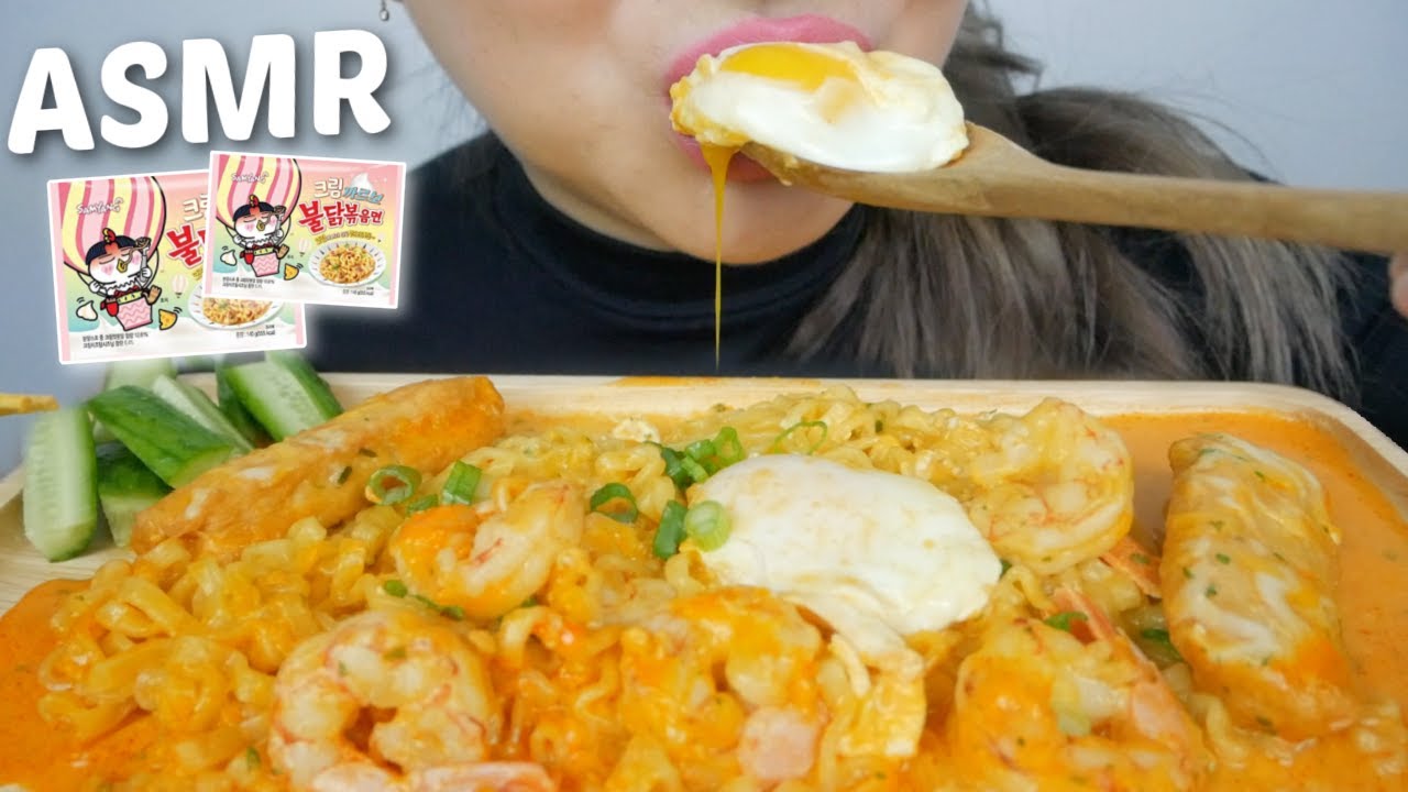 ASMR Samyang Buldak Cream Carbonara Hot Chicken Ramen With Soft Eggs, Shrimp and Fish Cakes | N.E
