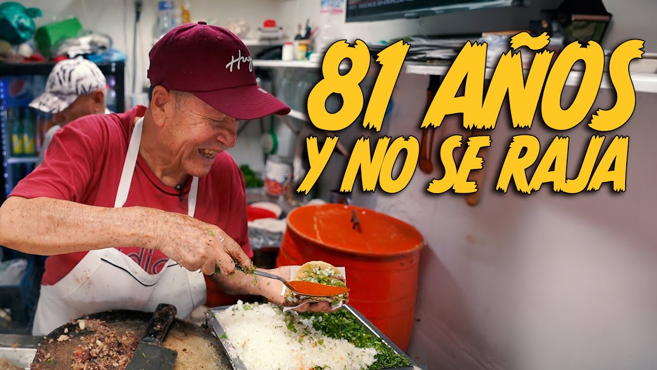 La TAQUERÍA más PEQUEÑA de CDMX | 50 AÑOS de HISTORIA!🔥