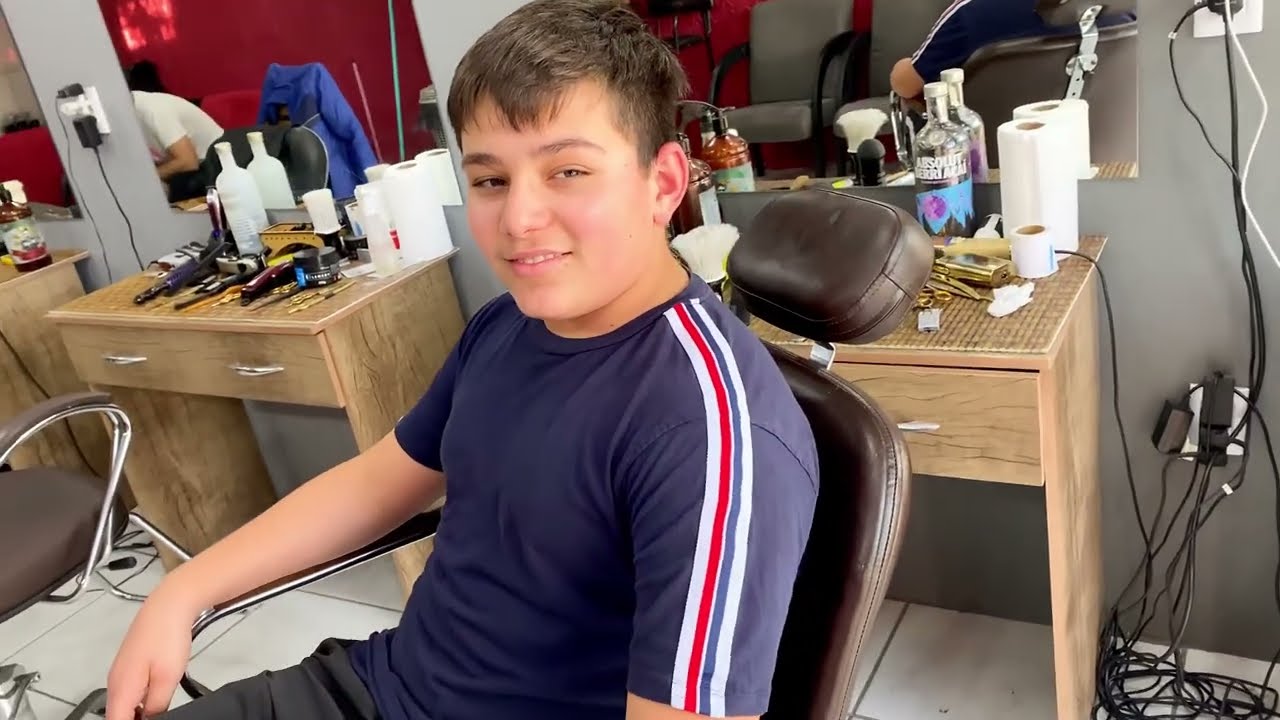 COMO É SER BARBEIRO — VLOG UM DIA NA BARBEARIA COMIGO @paulinhononato_