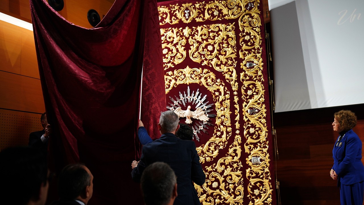Presentación techo de palio bordado de Virgen de los Dolores | Hermandad del Nazareno | 4K | 2026