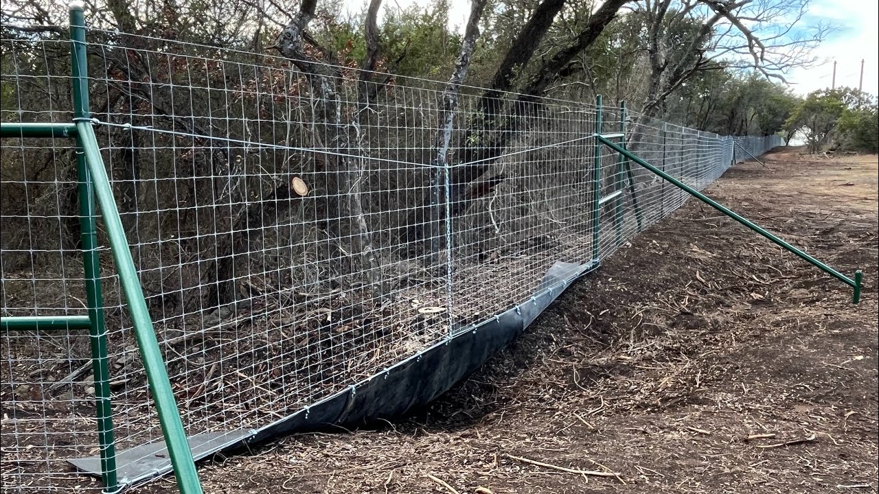 High fence build with 3 water gaps 