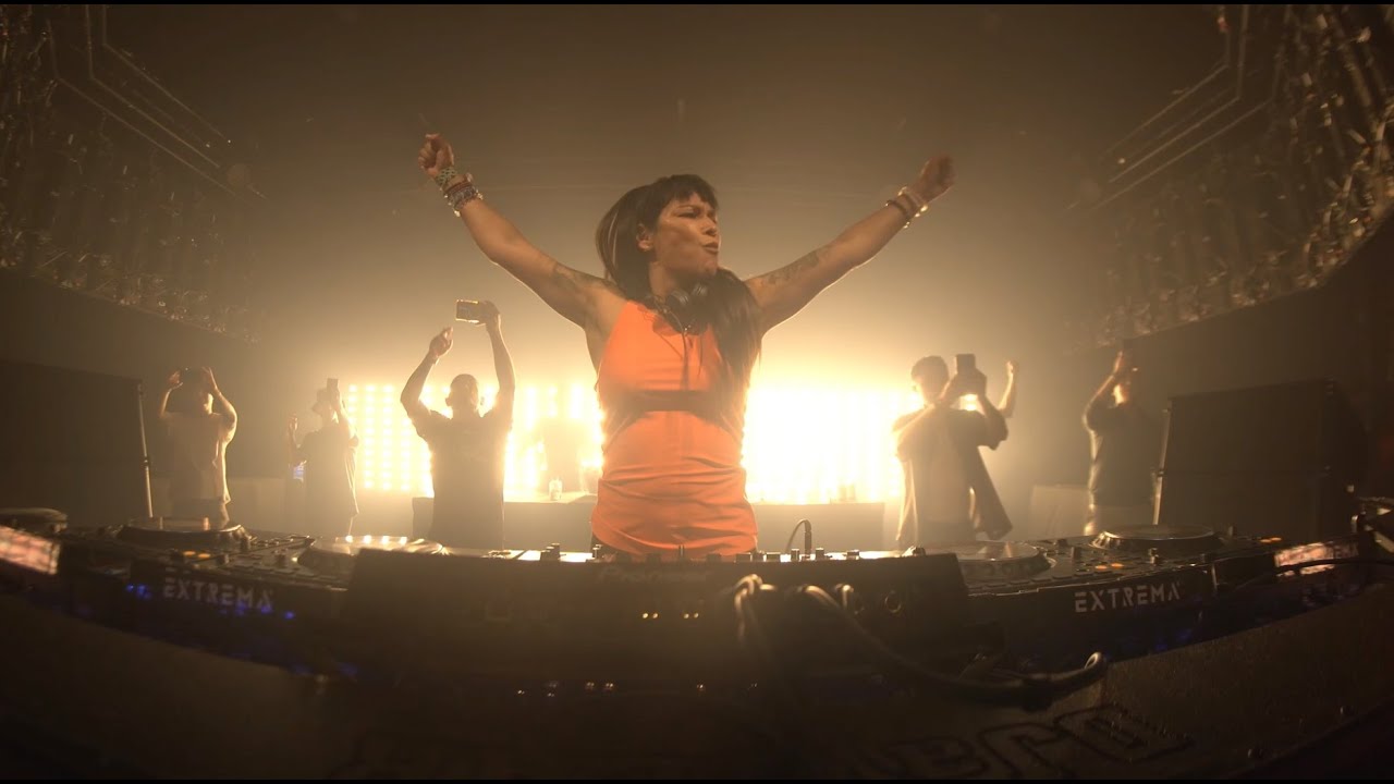 Fatima Hajji @ Extrema Noir - Trixxo Arena (Hasselt - Belgium) 16 12 2023 Videoset