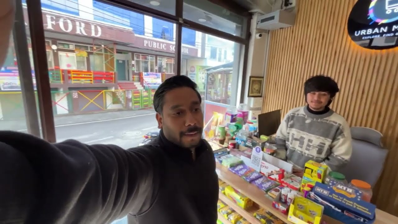 Pithoragarh ka V-Mart Sale Sale Sale 🤩🤩
