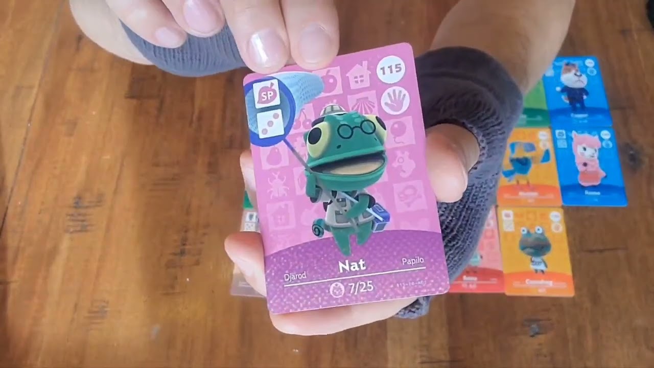 Animal Crossing 17 Amiibo Packs + 1 Happy Home Paradise D.L.C Pop-Up Card