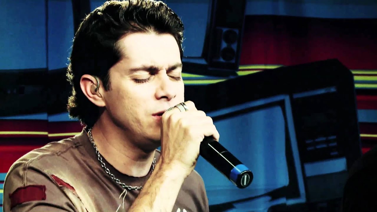 Christian & Cristiano cantam o hit 