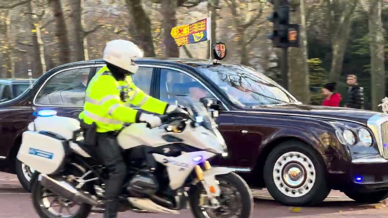 A Royal Sight on The Mall: His Majesty The King Drives Down The Mall Towards Buckingham Palace