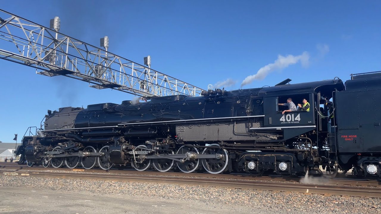 Union Pacific 4014 through Wyoming