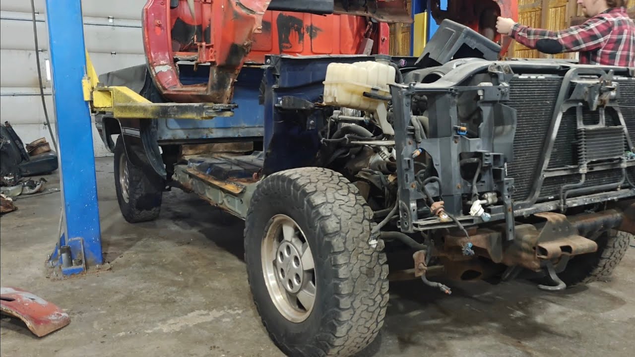 Chevrolet C10 1976 года по обмену на Tahoe