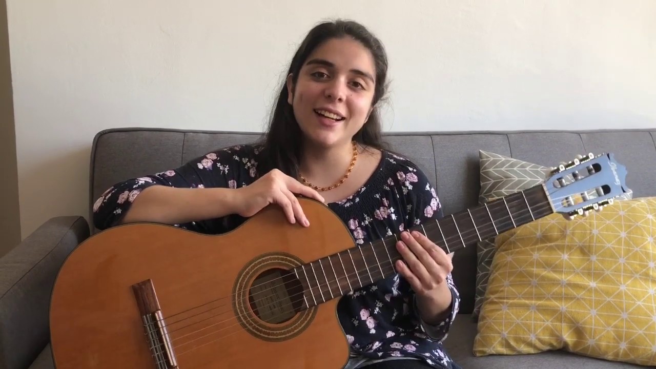 Acordes, rasgueo y percusión de “La llorona” 5° BÁSICOS