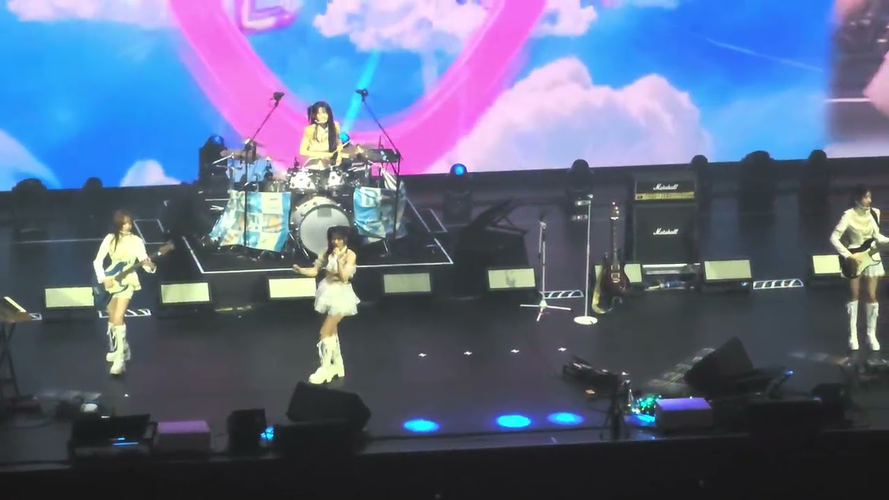 260215 QWER - #QWER (검색어는 QWER) | ROCKATION Taipei