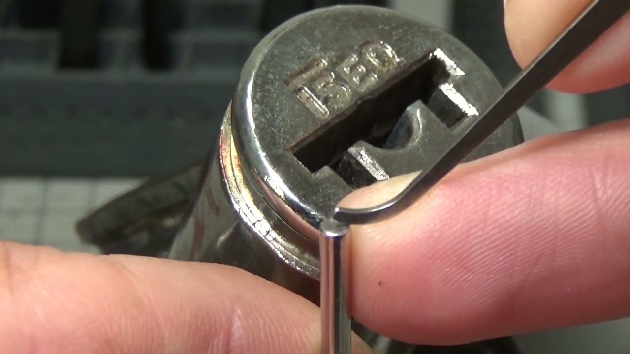 696 CERRADURA DE POMPAS ISEO PERFECTA, GANZUADO Y DESMONTAJE  eng sub