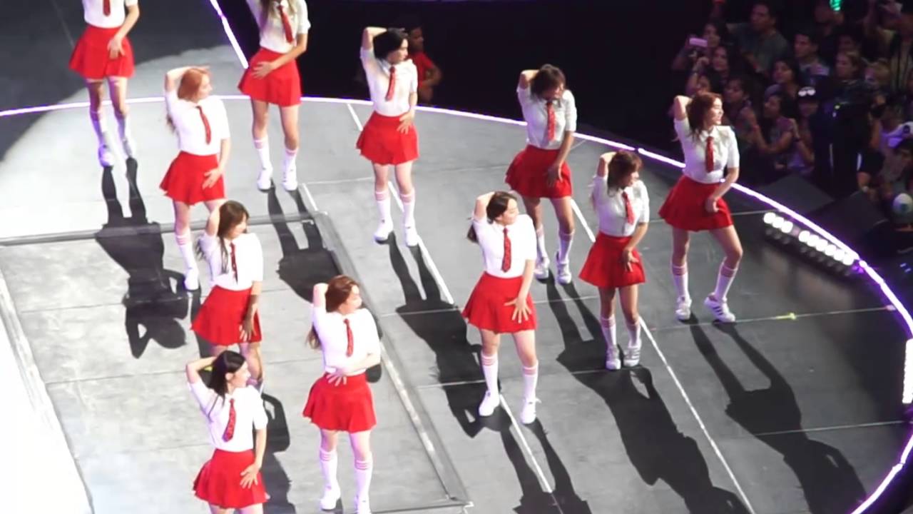 [FAN CAM HD] IOI KCon LA 2016 Full Performance