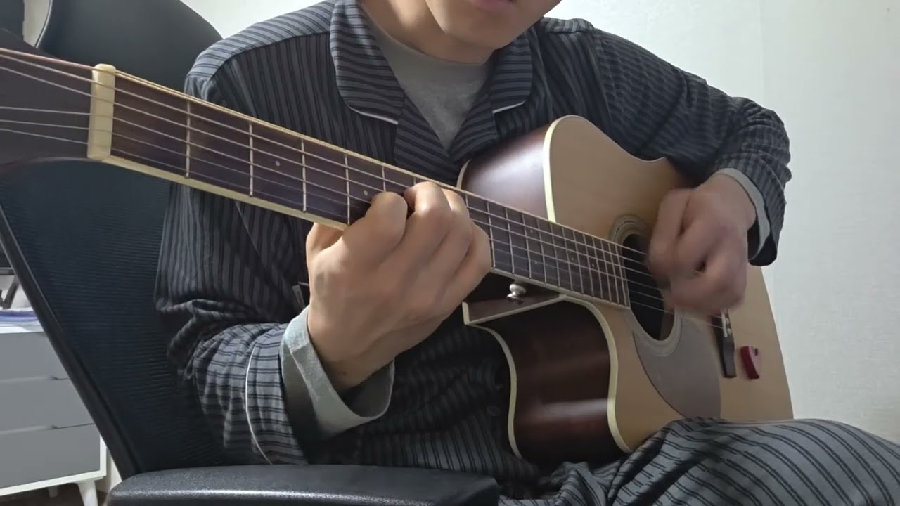 시이나링고-마루노우치새디스틱 丸の内サディスティック / Maruno Uchi Sadistic (마루 노우치 새디 스틱) - Sheena Ringo