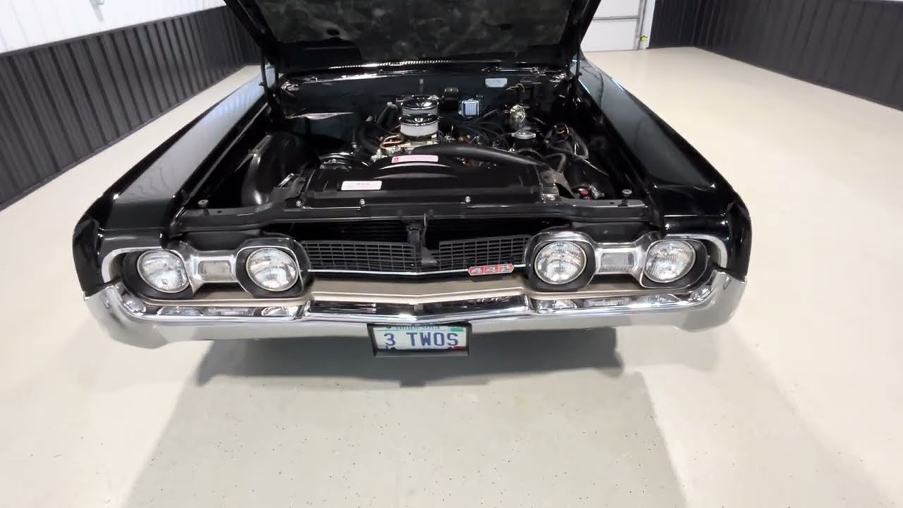 1967 Oldsmobile 442 walkaround Bat