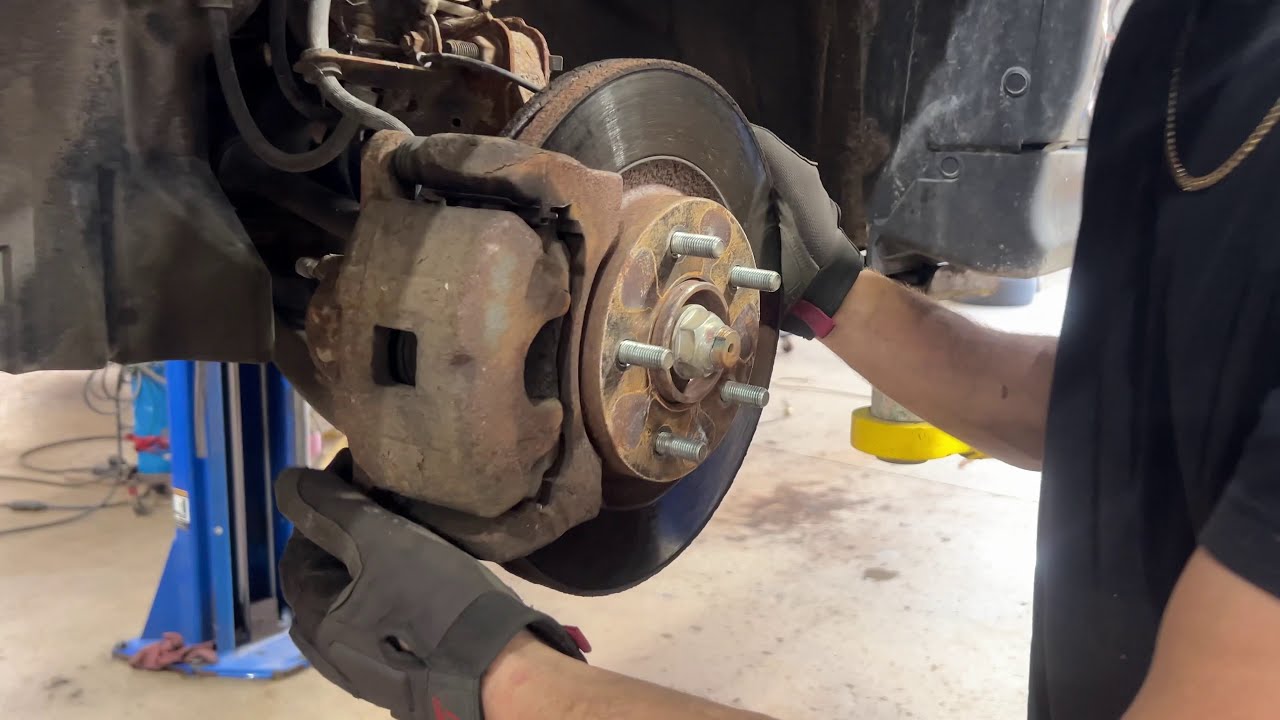 2011-2017 Mitsubishi RVR Front Brake Rotor Pads Service Change