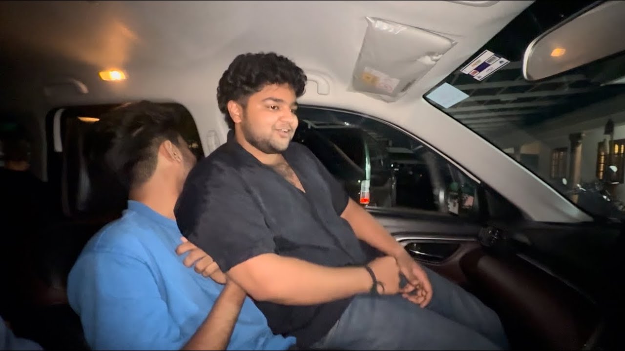 Day-16 front seat pe behet ne ke liye hui ladai