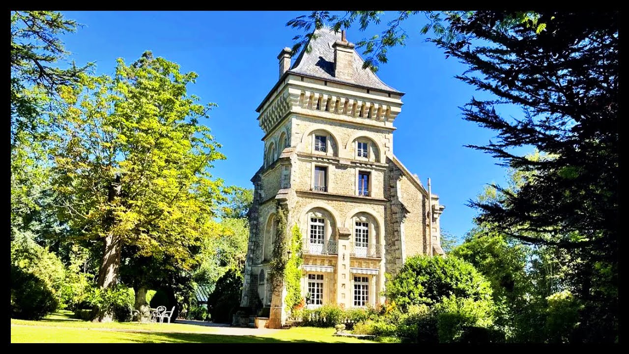 Stunning 19th Century Château Poitou Charentes, France