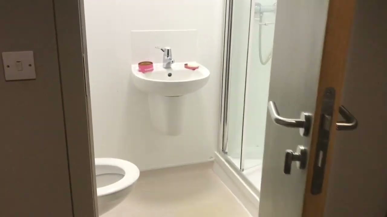 333 Bath Street Glasgow Gold Studio Room Tour £189/week